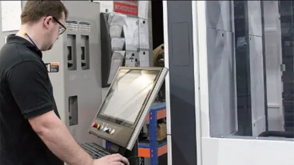 Xưởng hiệu chỉnh trực tuyến