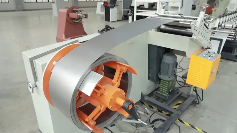 Dây chuyền sản xuất khung cửa thép tự động (đột lỗ sau)