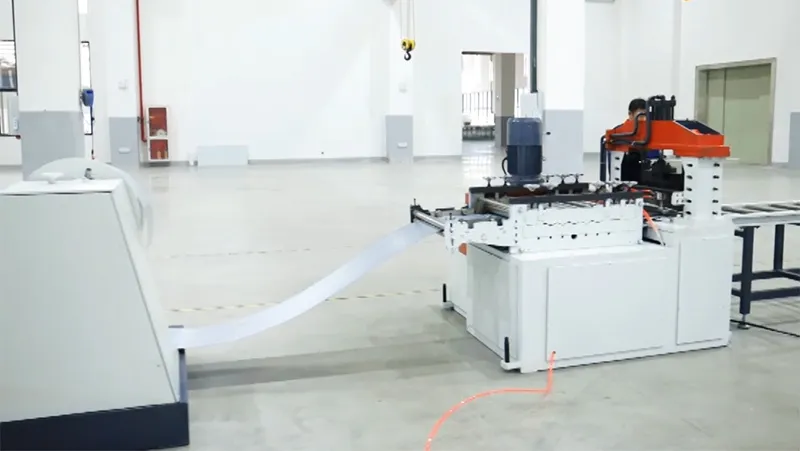 Máy nắn thẳng cuộn thép (khung cửa)